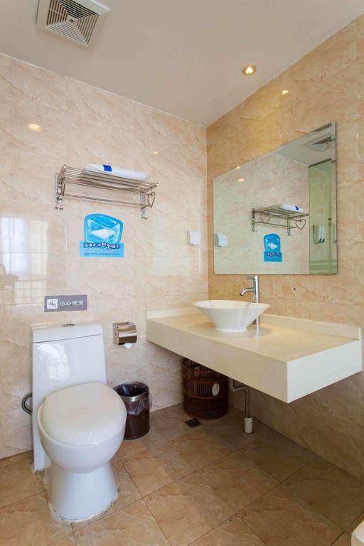 7Days Inn Guangzhou Baiyun International Airport Renhezhen Δωμάτιο φωτογραφία